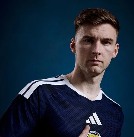 	Kieran Tierney 	